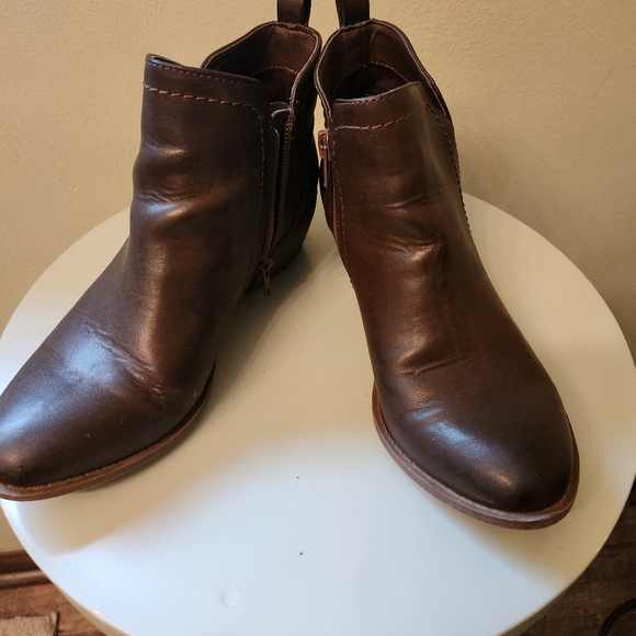 G by GUESS¿ ankle booties brown leather like new sz 6 - Picture 5 of 8